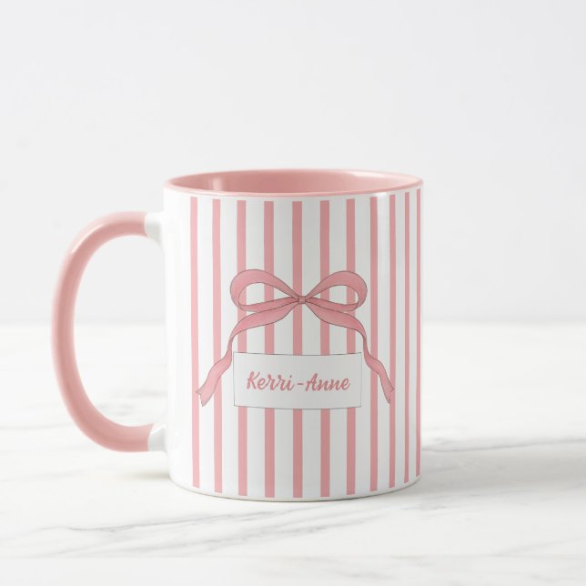 Caneca Laço de Monograma com Faixa Rosa (Esquerda)