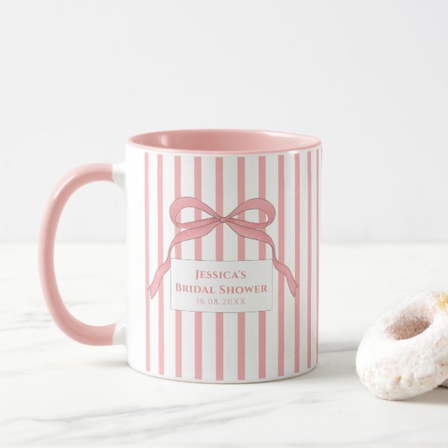 Caneca Laço de Monograma com Faixa Rosa (Com Donut)