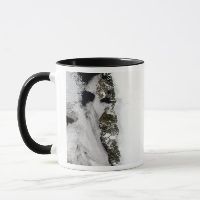 Caneca Lagoas de Meltwater ao longo da costa oeste da Gro (Esquerda)