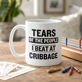 Caneca Lágrimas das Pessoas que Eu Derrotei no Tabuleiro 