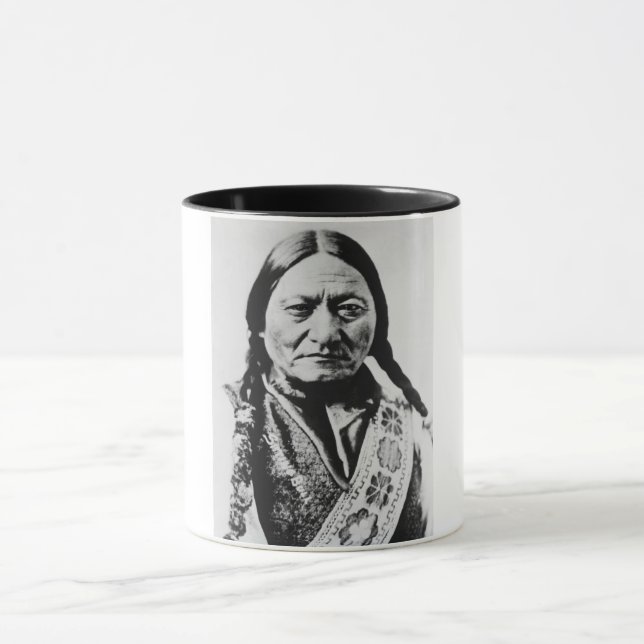 Caneca Lakota Chefe Rende: Sentado Bull Fort Buford (Centro)