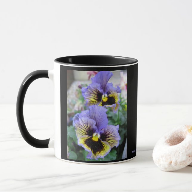 Caneca Large Purple Pansies Mug 11 oz (Com Donut)