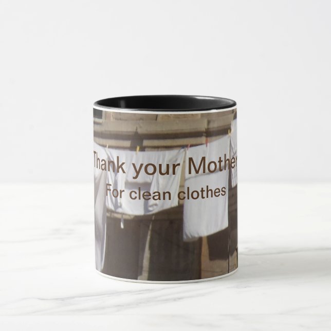 Caneca Lavagem. Obrigado sua mãe por roupas limpas Mug (Centro)
