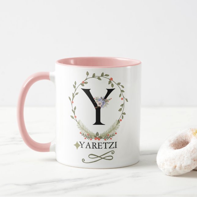 Caneca Letra floral branca Y monograma mug (Com Donut)