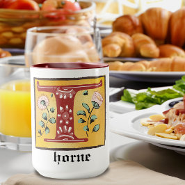 Caneca Letra Floral Iluminada Medieval T Monograma Mug