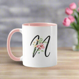 Caneca Letra Moderna Tipografia "N" Flores Femininas