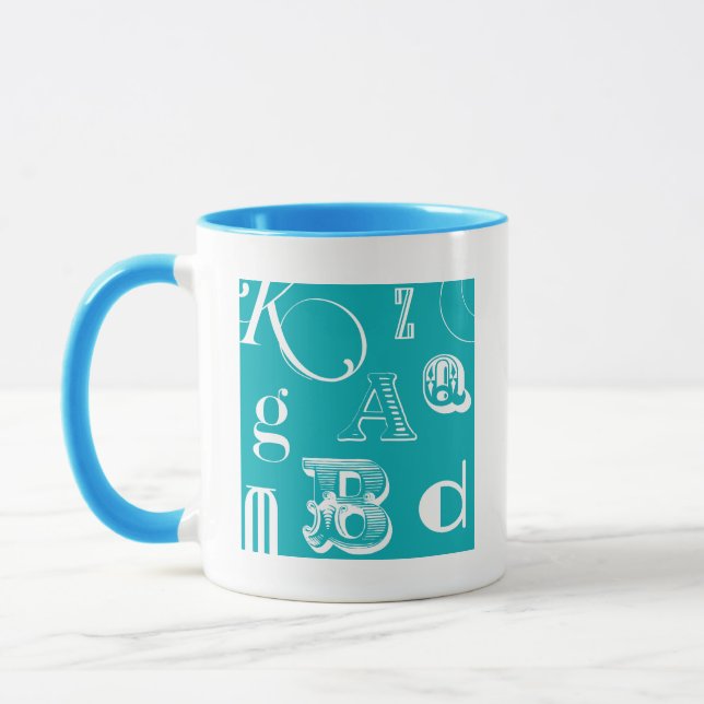 Caneca Letras Decorativas em Fundo Azul (Esquerda)