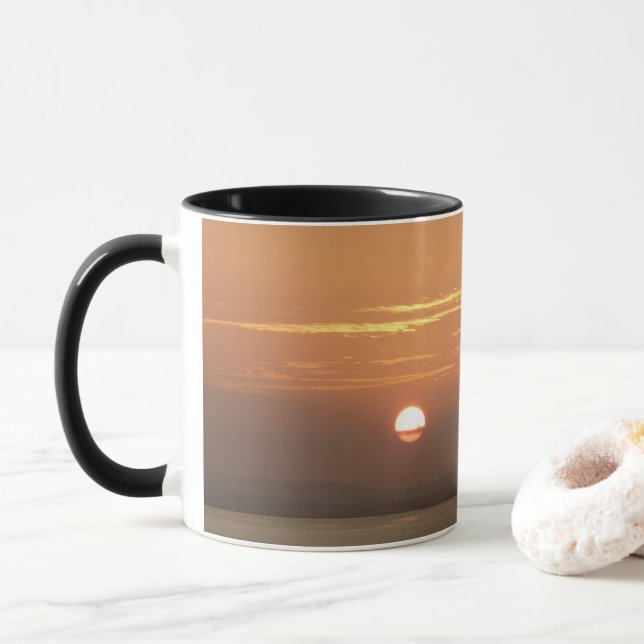 Caneca Levantamento do sol sobre Aruba Eu Caribe a paisag (Com Donut)