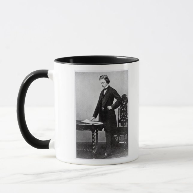 Caneca Lewis Carroll envelheceu 29 (Esquerda)
