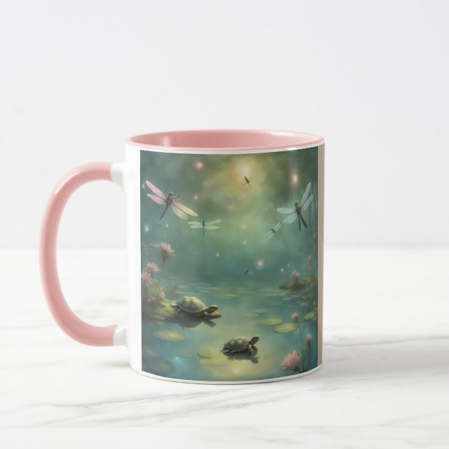 Caneca Libélulas e Tartarugas Caprichosas em um lago (Esquerda)