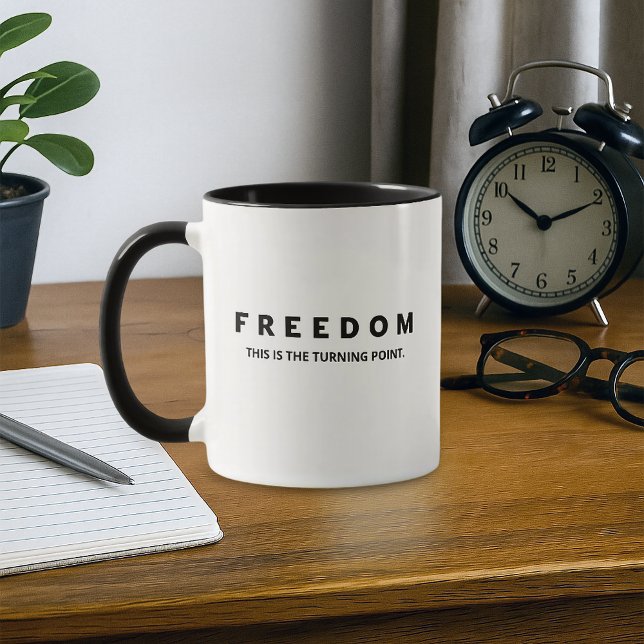 Caneca Liberdade Um Patriota Verdadeiro (Criador carregado)