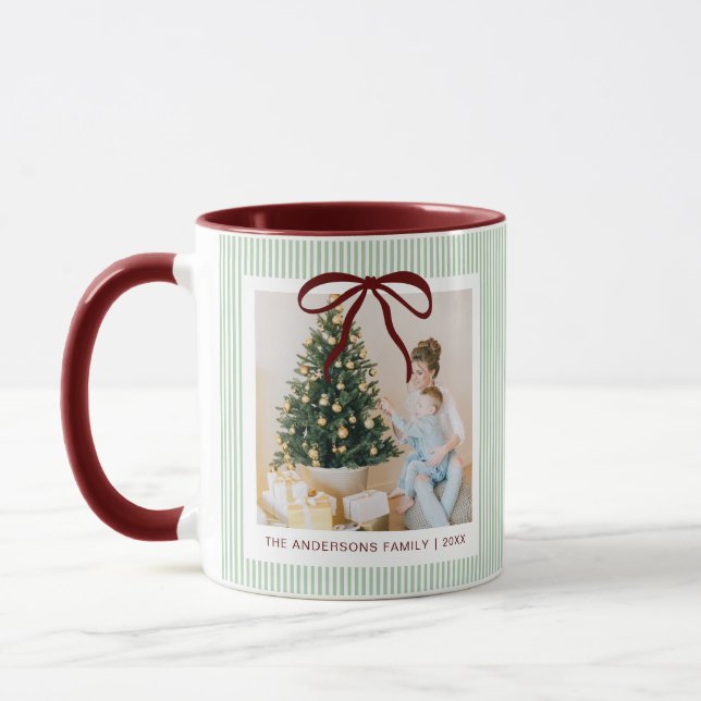 Caneca Listras Verdes Clássicas Laço Vermelho Natal (Esquerda)