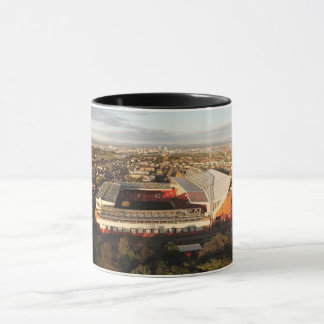 Caneca Liverpool Anfield - terra