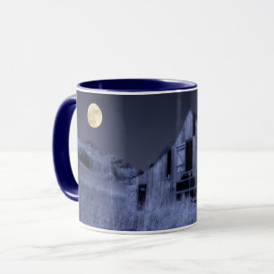 Caneca Lua Cheia Acima Celeiro Antigo Desgastado Pelo T