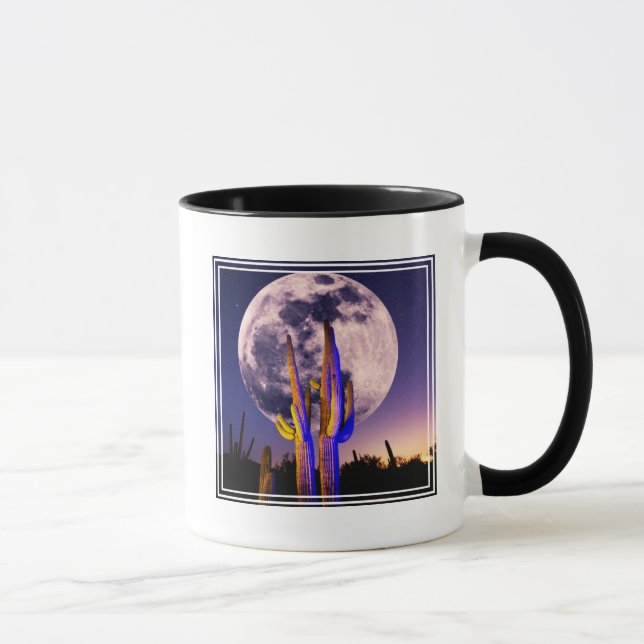 Caneca Lua Cheia Sobre Saguaro Cactus (Direita)