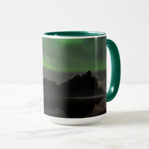 Caneca Luzes do Norte Praia Vestrahorn Hofn, Islândia