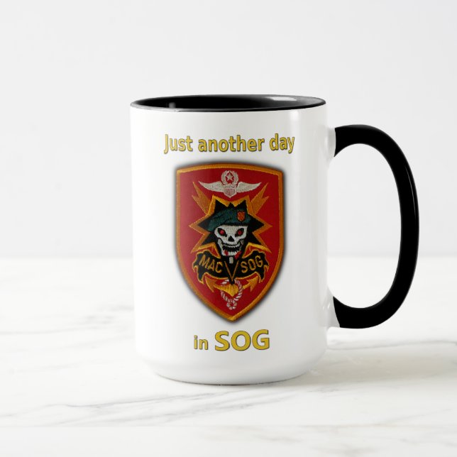 Caneca MAC V SOG Vietnam veteranos de guerra patch Mug (Direita)