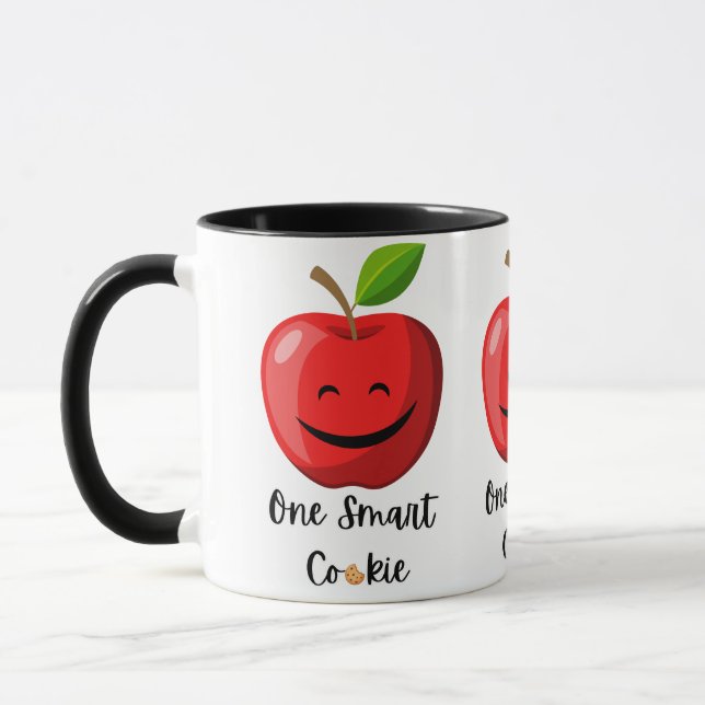 Caneca Maçã Fofa - Um Biscoito Inteligente (Esquerda)