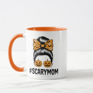 Caneca Mãe Assustadora de Coque Desgrenhado no Halloween