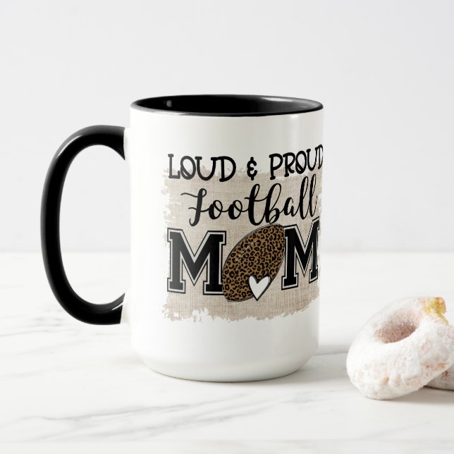 Caneca Mãe de Futebol Barulhenta e Orgulhosa (Com Donut)