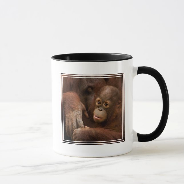 Caneca Mãe de orangotango e bebê no zoológico (Direita)