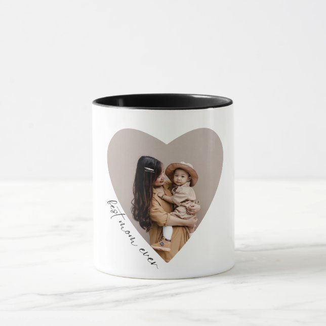 Caneca "Mãe Elegante e Abraço da Filha" (Centro)