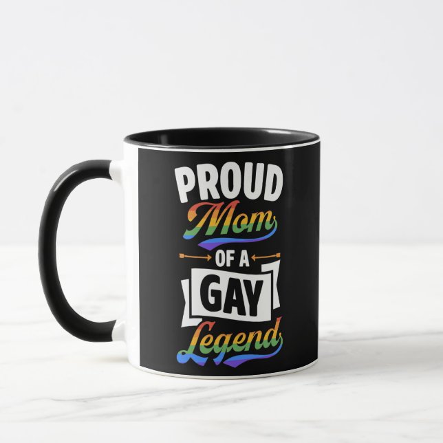 Caneca Mãe Orgulhosa De Um Filho Do Orgulho LGBTQ Engraça (Esquerda)