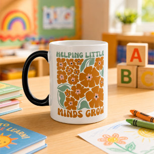 Caneca Mágica Ajudando Pequenas Mentes a Crescer Floral Retro