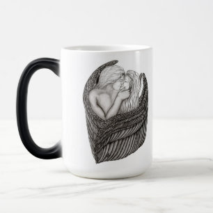 Caneca Mágica Angels Kissing, Design preto e branco