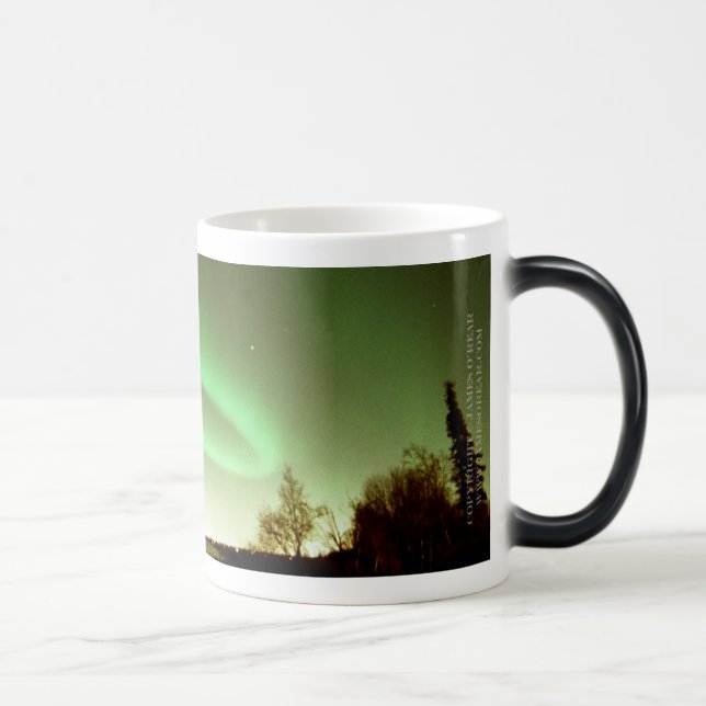 Caneca Mágica Arco da Aurora sobre Anchorage (Direita)