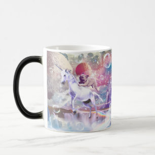 Caneca Mágica Arco-íris galáxia cavalgando unicórnio no espaço.