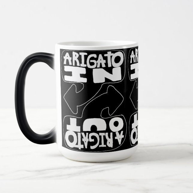 Caneca Mágica Arigato In, Arigato Out (Esquerda)