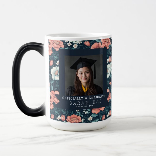 Caneca Mágica Bela Flor de Rosa Presente Para Ele Graduado (Esquerda)