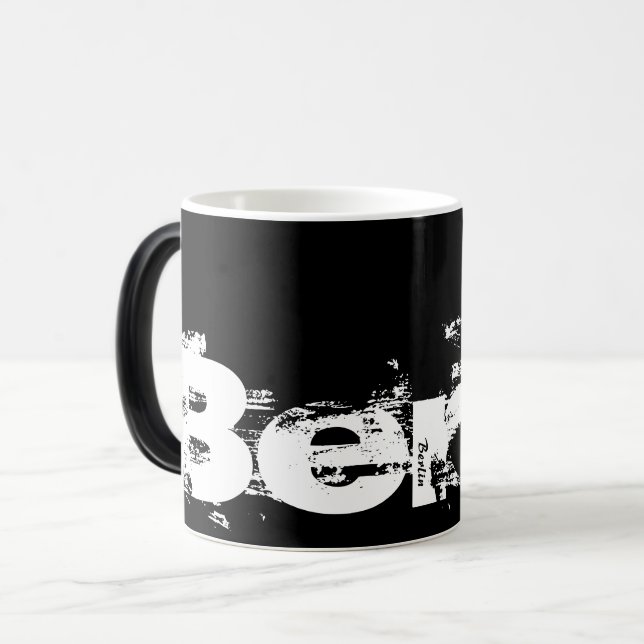 Caneca Mágica Berlim - Legal Estilo Negro E Branco Mug (Frente Esquerda)