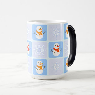 Caneca Mágica Boneco de neve e flocos de neve com padrão xadrez