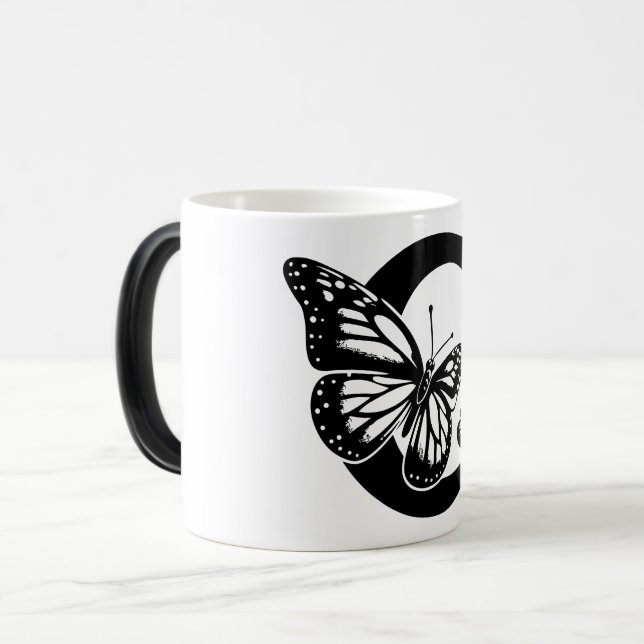 Caneca Mágica C Alphabet black butterfly (Frente Esquerda)