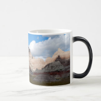 Caneca Mágica céu nebuloso profundamente azul nacional da cena