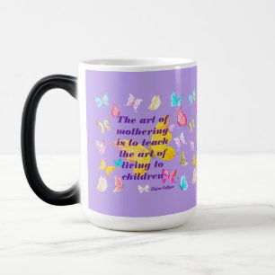 Caneca Mágica Citação de dia de as mães com Borboletas de Aquare