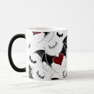 Caneca Mágica Coração de Halloween com asas de morcego pretas