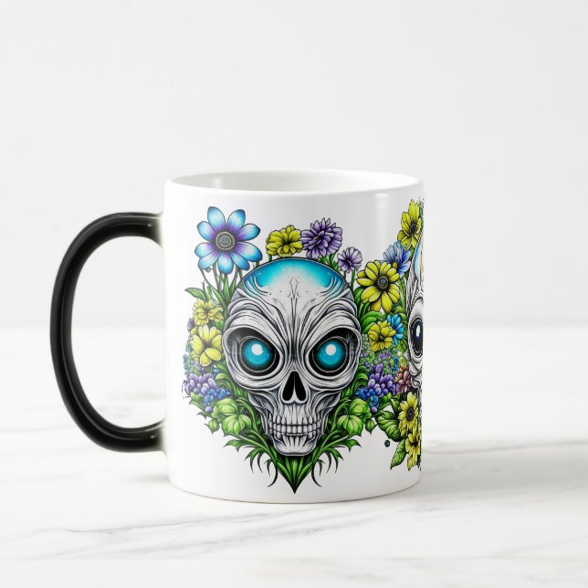 Caneca Mágica Crânios e Flores de Alienígenas Extraterrestres  (Esquerda)
