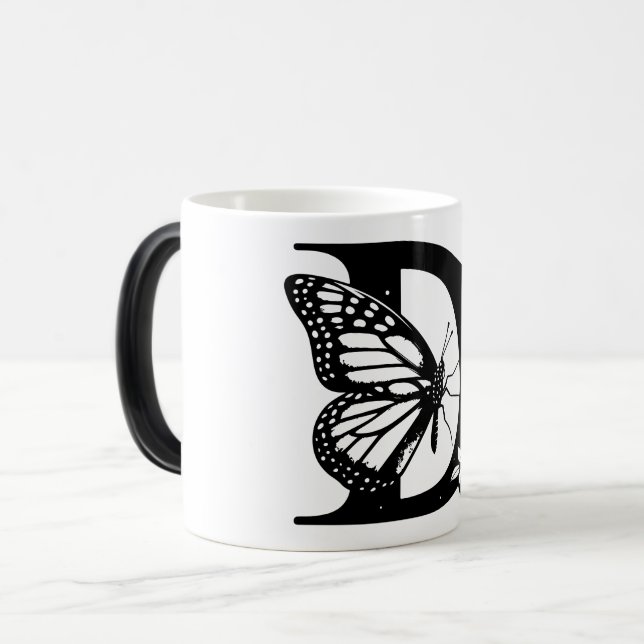Caneca Mágica D Alphabet black butterfly (Frente Esquerda)