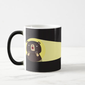 Caneca Mágica Descoberta surpreendida da noite do urso