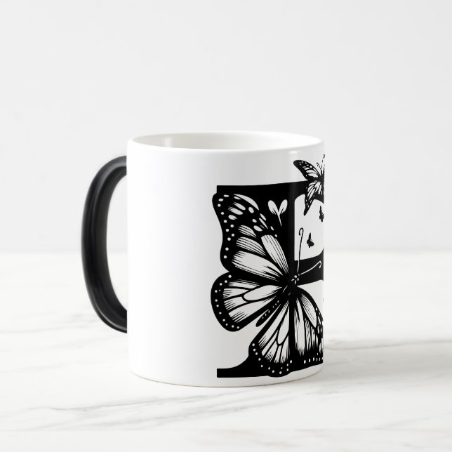 Caneca Mágica E Alphabet black butterfly (Frente Esquerda)