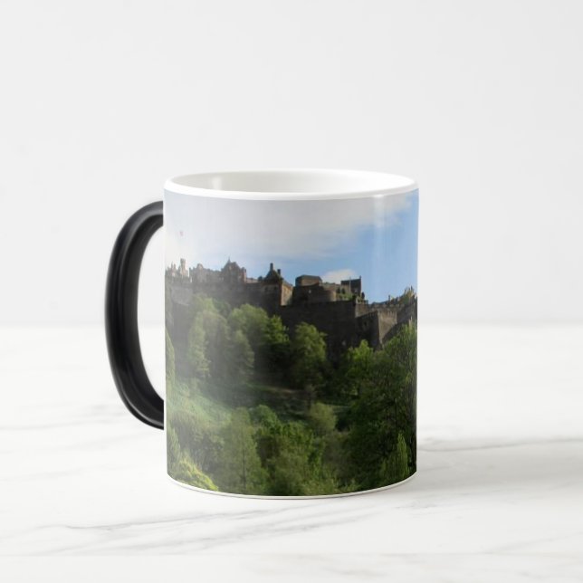 Caneca Mágica Edinburgh Castle Scotland Viagem Souvenir Café (Frente Esquerda)