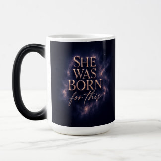 Caneca Mágica Ela Nasceu Para Isso - Citação de Estética Sombria