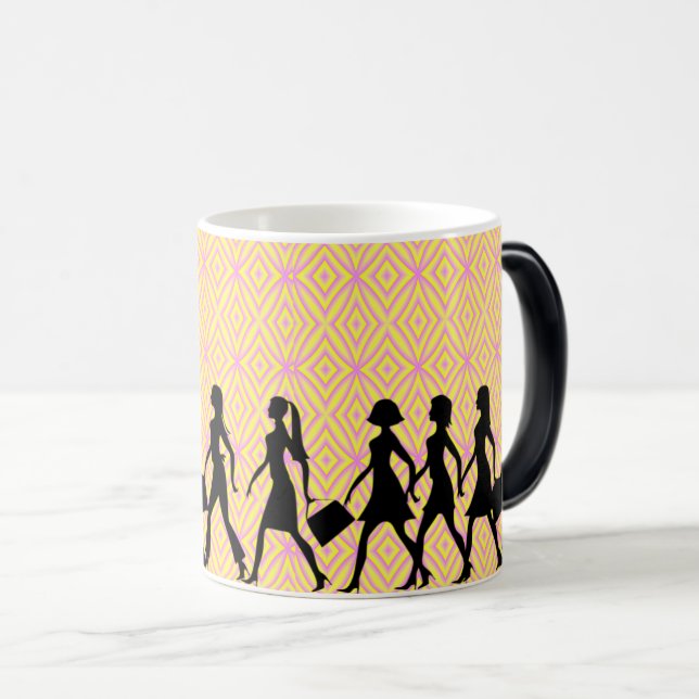 Caneca Mágica Etapas empoderadas: Silhueta de mulher caminhante (Frente Esquerda)