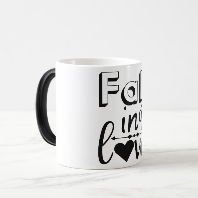 Caneca Mágica fall in love (Frente Esquerda)