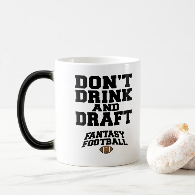 Caneca Mágica Fantasy Futebol não bebe e rascunha (Com Donut)