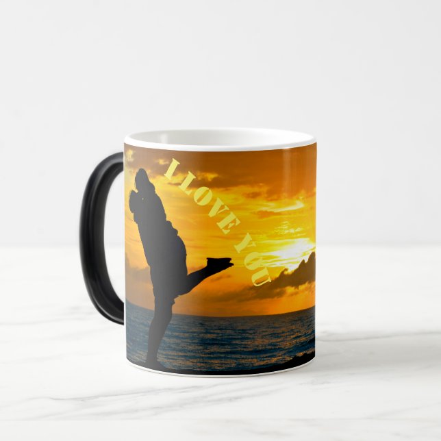 Caneca Mágica Feliz dia de os namorados 2022 Mug (Frente Esquerda)