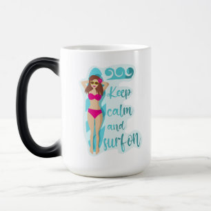 Caneca Mágica Fique calma e surf com a garota morena